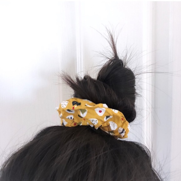 Set of 3 Hair Scrunchies - Picture 3 of 4